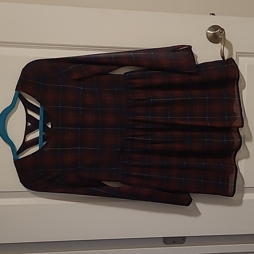 3/$27 NWOT Abercrombie and Fitch plaid dress
